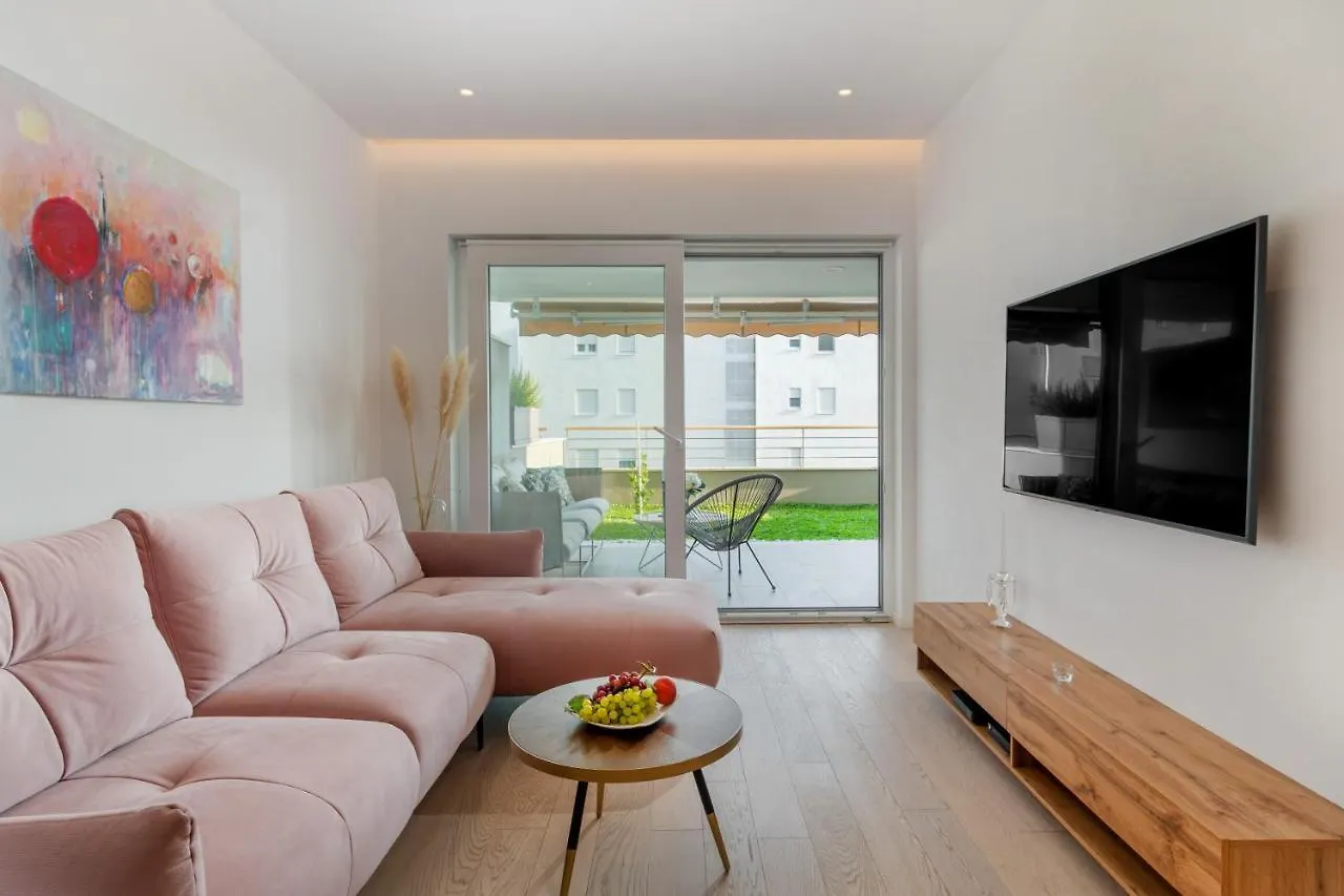 Zaloo, Luxury Apartment With Sea-View And Jacuzzi Split Croatia