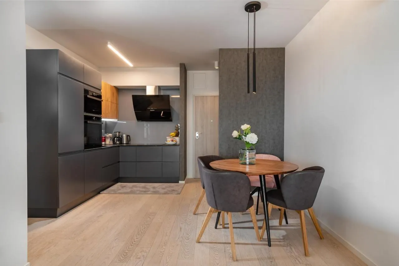 Zaloo, Luxury Apartment With Sea-View And Jacuzzi Split